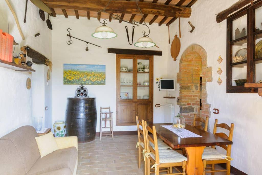 Girasole Cottage Overlooking The Orcia Valley In Tuscany Радикофани Экстерьер фото